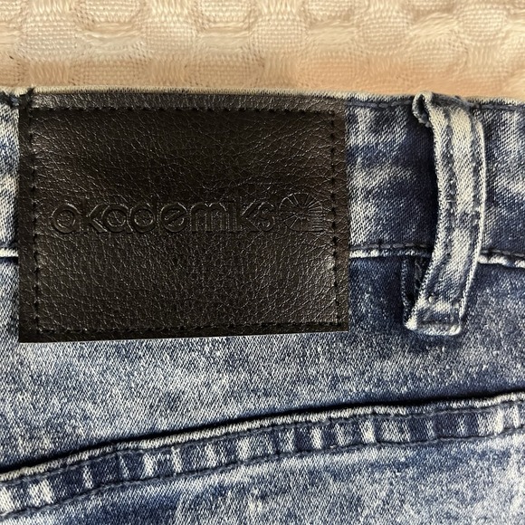 NWT Y2K Akademiks Jeanius Jeans 36x32 Acid Wash Skinny Fit Deadstock – Vintage - Picture 9 of 9